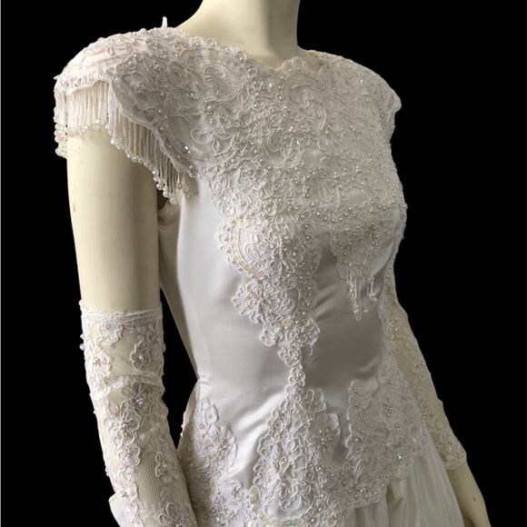 Vintage After Six Wedding dress with train & sleeveless gloves size 8 - Picture 4 of 16